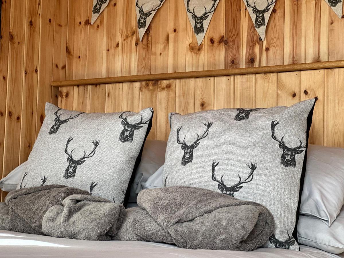 Stags Hide Hotel Minwear Bagian luar foto